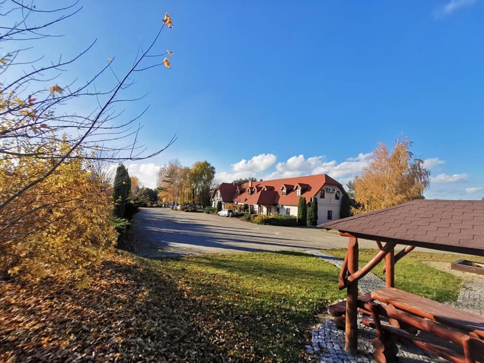Dobry Klimat Uniejów Extérieur photo